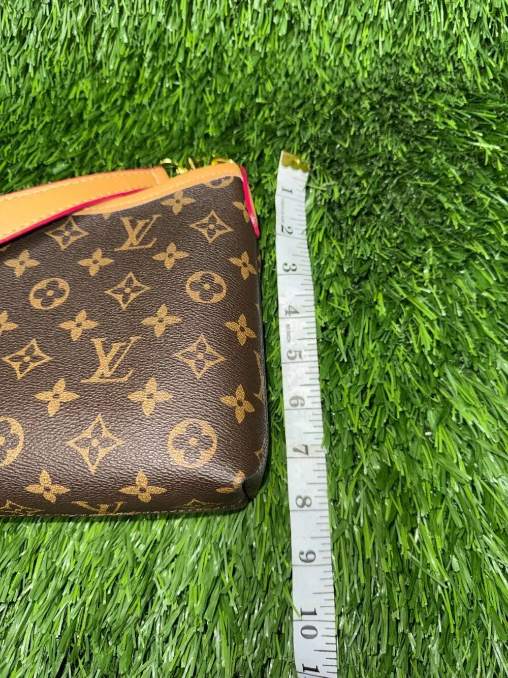 WOMAN BROWN SHOULDER BAG